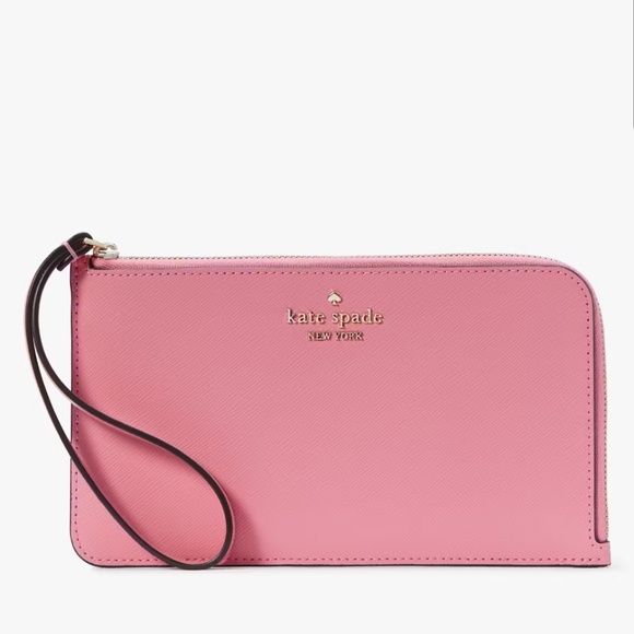 kate spade Handbags - Kate spade Lucy zip wristlet